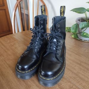 Doc Martens Jadons size 8 Women's Men's size 7 Like New